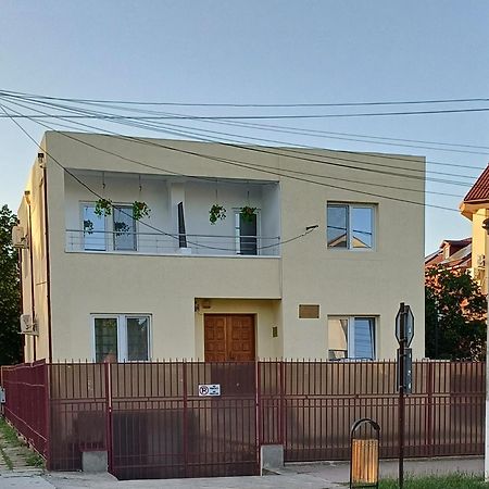 Отель Vila Cosmin Эфорие Норд Экстерьер фото